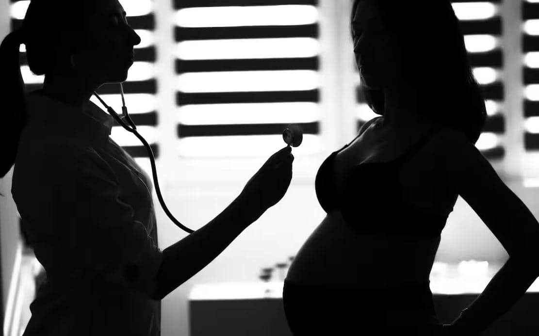 Studimi: Një shtatzani e re 3 muaj pas një aborti nuk paraqet rrezik as për nënën dhe as për fëmijën