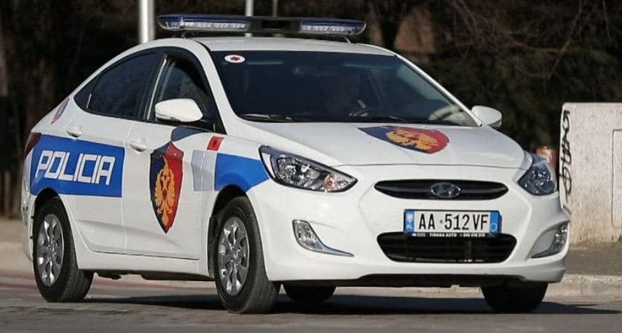 Përplasi për vdekje të moshuarin, arrestohet 56-vjeçari në Fier