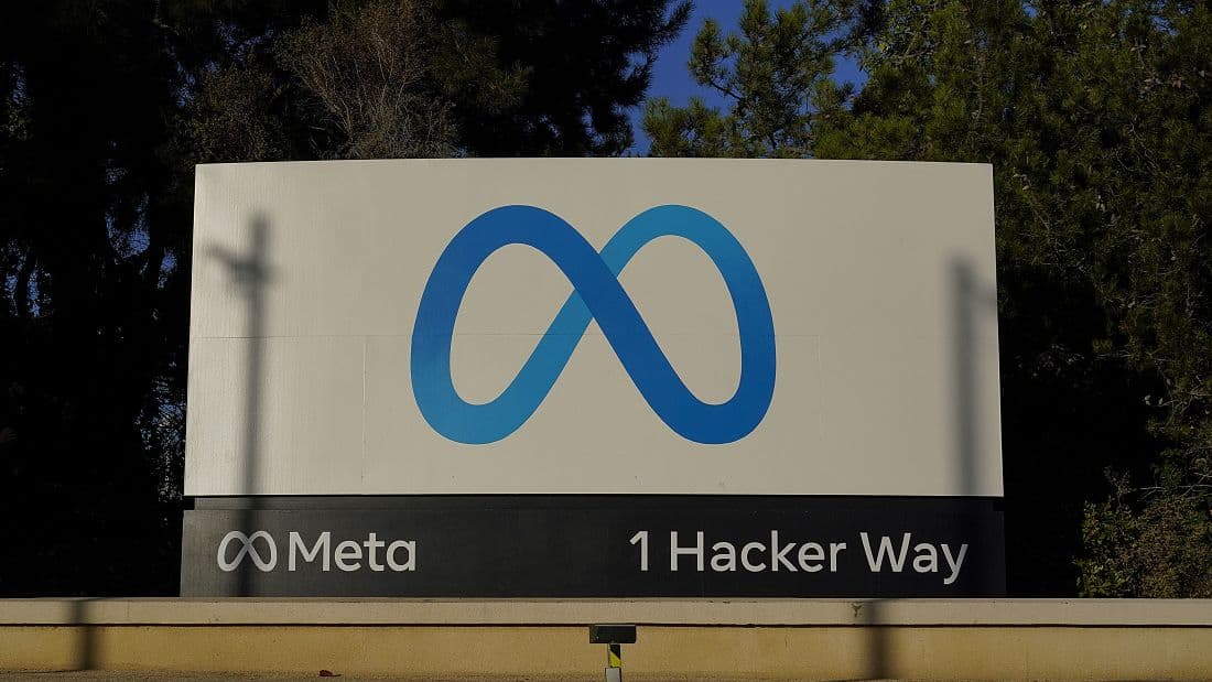 Meta gjobitet me 256 mln euro