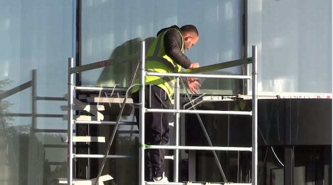 Vijojnë punimet për hapjen e hotel Mariot, më 6 dhjetor pret liderët e samitit të BE