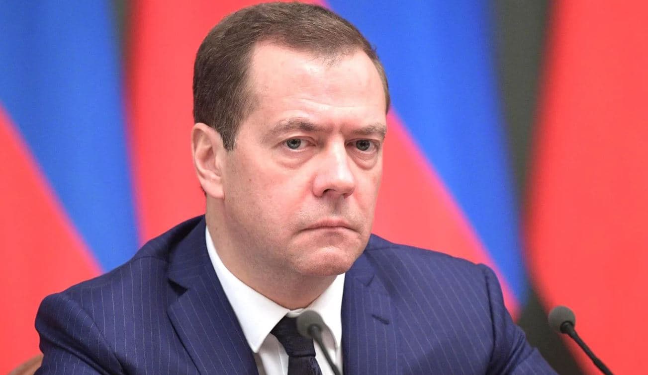 Medvedev: NATO është një organizatë kriminale, duhet të shpërbëhet