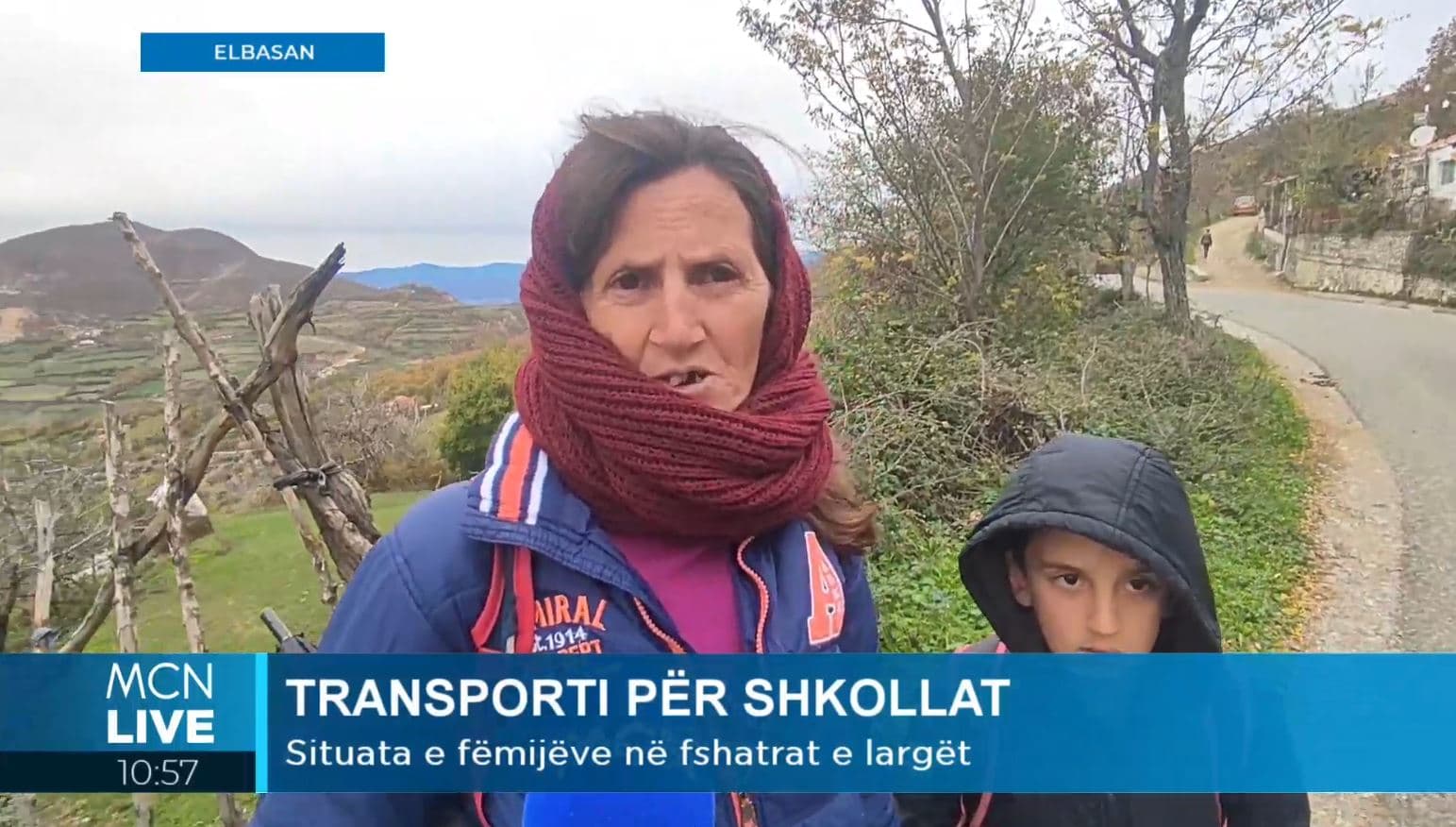 Fëmijët e Gjinarit dy orë për të shkuar në shkollë, prindërit: Nisen që në 06.00, 5 mijë lekë i duan për rrugën (VIDEO)