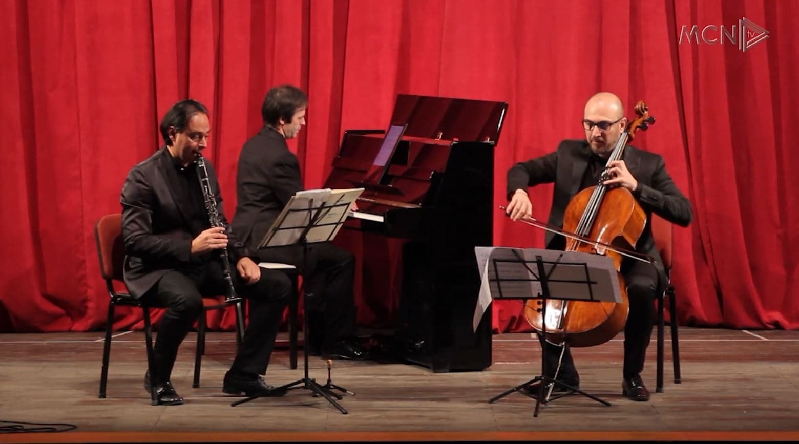 Gjirokastra, nën tingujt e muzikës italiane (VIDEO)