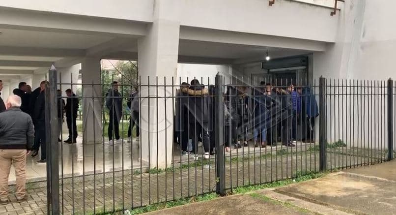 Primaret/ PD zgjedh sot kandidatët për 14 majin, probleme me listat në Lezhë, Roskovec e Fier