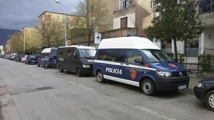 Operacioni “Knock down 2”, shkon në 27 numri i personave të arrestuar për prodhim të lëndëve narkotike