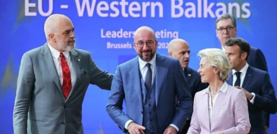      Samiti i BE-Ballkani Perëndimor/ Ja kush janë 27 liderët evropianë që pritet të vijnë në Tiranë!
