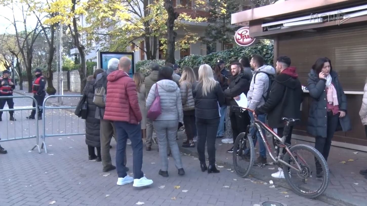 Tirana si ‘zonë lufte’ (VIDEO)