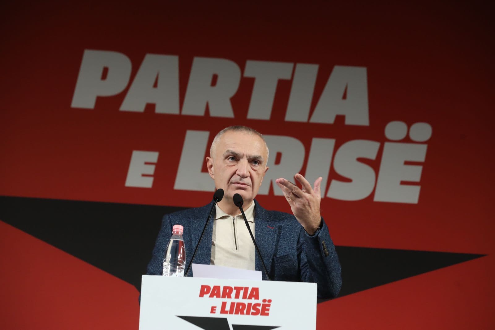 Meta: Koha t’i jepet fund shfrytëzimit të Durrësit, për të pasuruar Ramën dhe bandën e “Rilindjes”