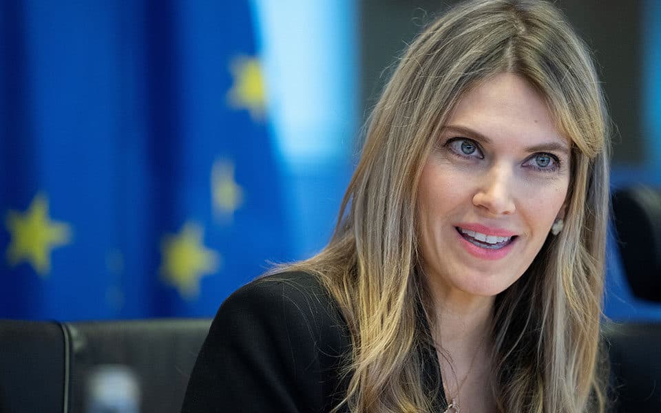 Autoritetet greke zbulojnë një firmë pronash të paluajtshme të lidhur me eurodeputeten Kaili