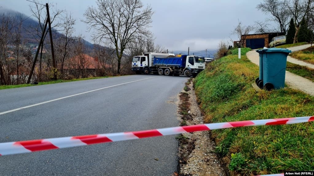 Vuçiç: Serbia këtë javë i dërgon kërkesë KFOR-it për kthimin e ushtrisë dhe policisë në Kosovë