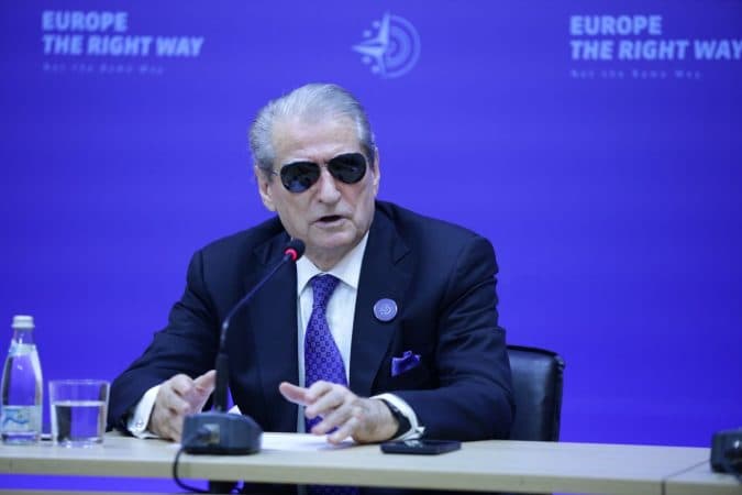 Berisha: Rama organizoi atentatin ndaj meje me një kamikaz pa eksploziv