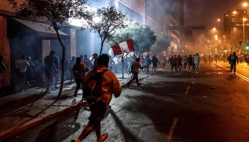 Peru/ Vijojnë protestat kundër presidentes së re, 7 të vdekur