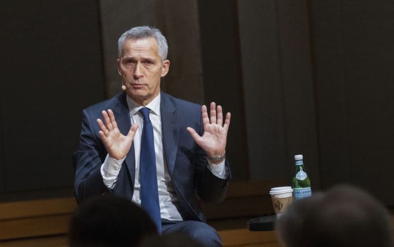 Situata e tensionuar në Veri të Kosovës/ Reagon Stoltenberg: Forcat e NATO-s janë gati