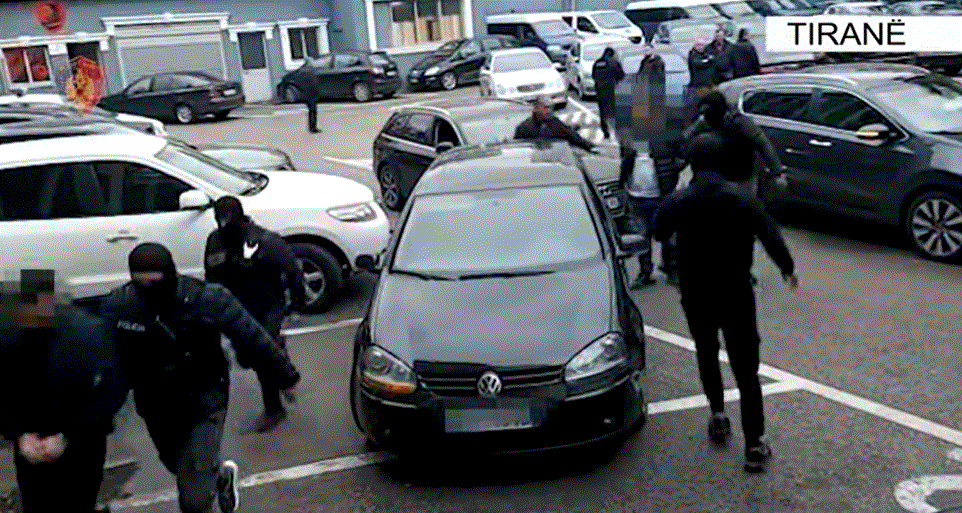 Kapen “furnizuesit” në Tiranë, sekuestrohet mbi 2 kilogramë kokainë