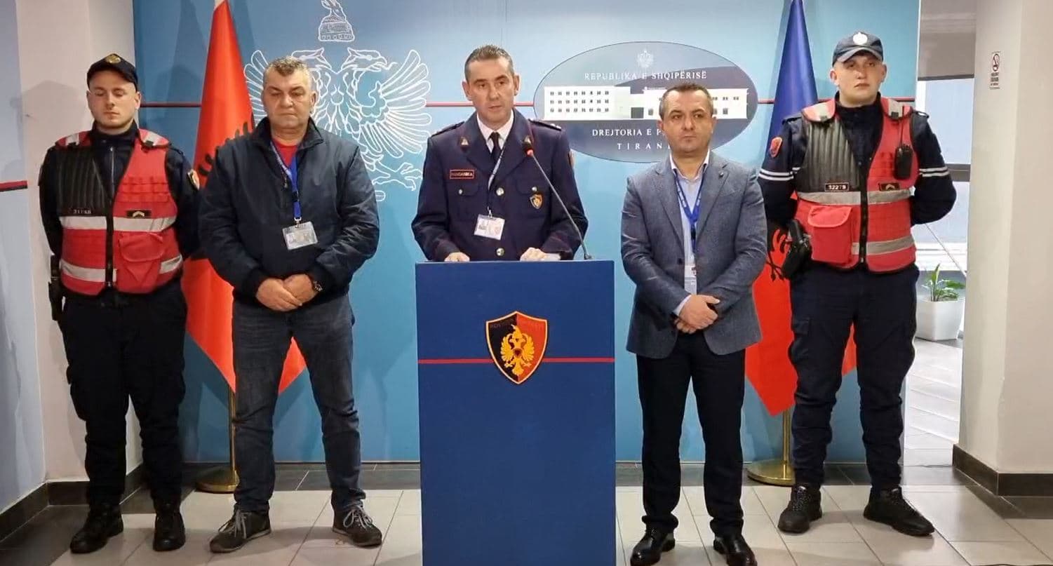 Zbardhet vrasja e një 61-vjeçari 5 vite më parë në Tiranë, arrestohen 2 nga autorët, viktima u dhunua dhe u dogj për një borxh 