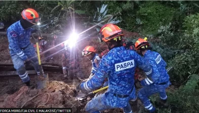 Rrëshqitje dheu në Malajzi, humbin jetën 16 kampistë, disa të zhdukur