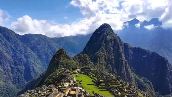 Trazirat në Peru, 600 turistë u bllokuan disa ditë në Machu Picchu
