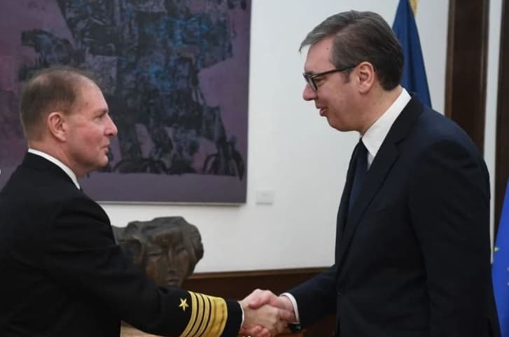 Vuçiç, kërkesë NATO-s të mbrojë komunitetin serb në Kosovë