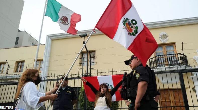 Peruja 'ultimatum" ambasadorit meksikan: Largohu brenda 72 orëve