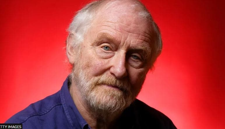 Ndërron jetë në moshën 90-vjeçare regjisori i njohur, Mike Hodges