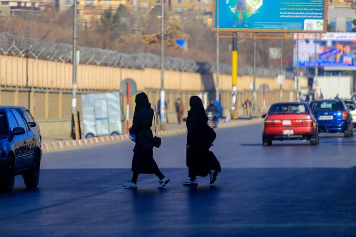 Afganistan/ Vajzave u ndalohet hyrja në universitete