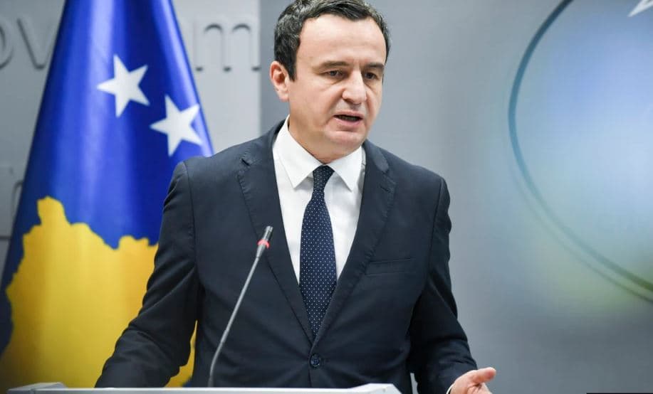 Barrikadat në veri, pritet takimi i Kurtit me kreun e KFOR   