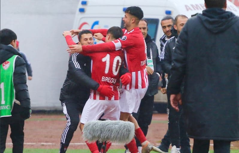 Tjetër gol në Turqi, Dejvi Bregu shënon dhe i jep fitoren skuadrës së tij