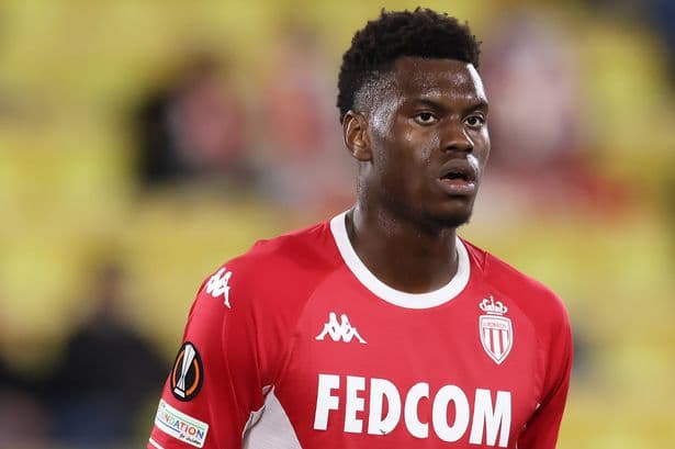 Chelsea, 35 milionë për Badiashile 