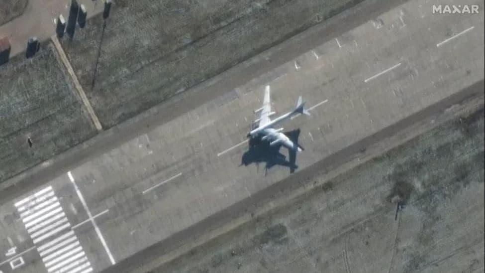 Ukraina sulmon me dron bazën bombarduese të Rusisë, vdesin tre ushtarë