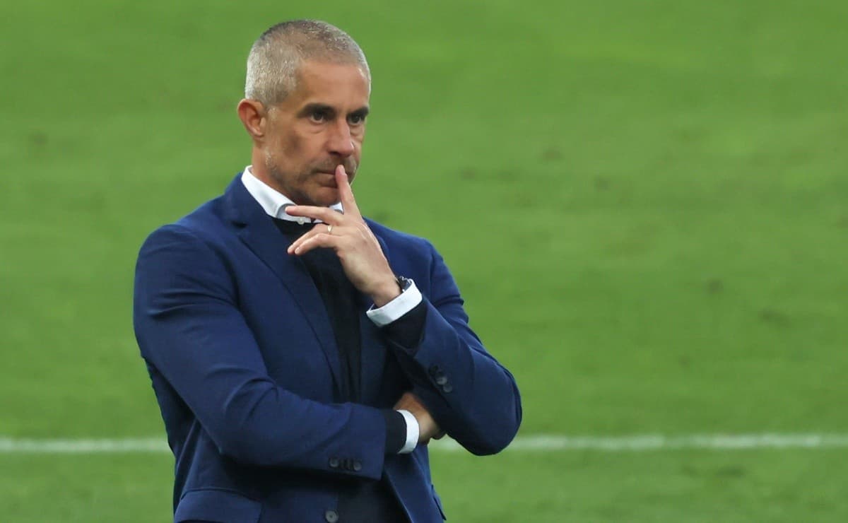 Arrihet marrëveshja, Sylvinho do të jetë trajneri i Kombëtares shqiptare