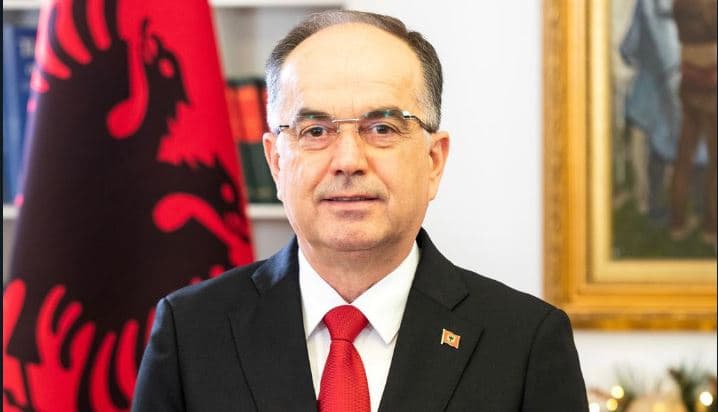 Begaj uron shqiptarët: Gjuhën e urrejtjes dhe mëritë partiake le t'ia lëmë të shkuarës
