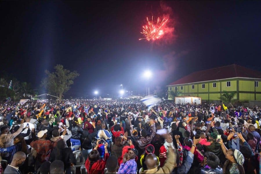 Shfaqja me fishekzjarre shkaktoi rrëmujë në turmë, 9 të vdekur në Uganda 