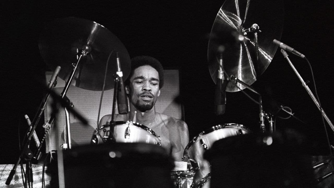 Vdes në moshën 67-vjeçare bateristi i njohur, Earth, Wind & Fire
