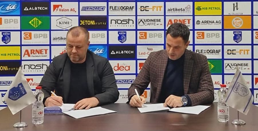 Drita zyrtarizon trajnerin e ri