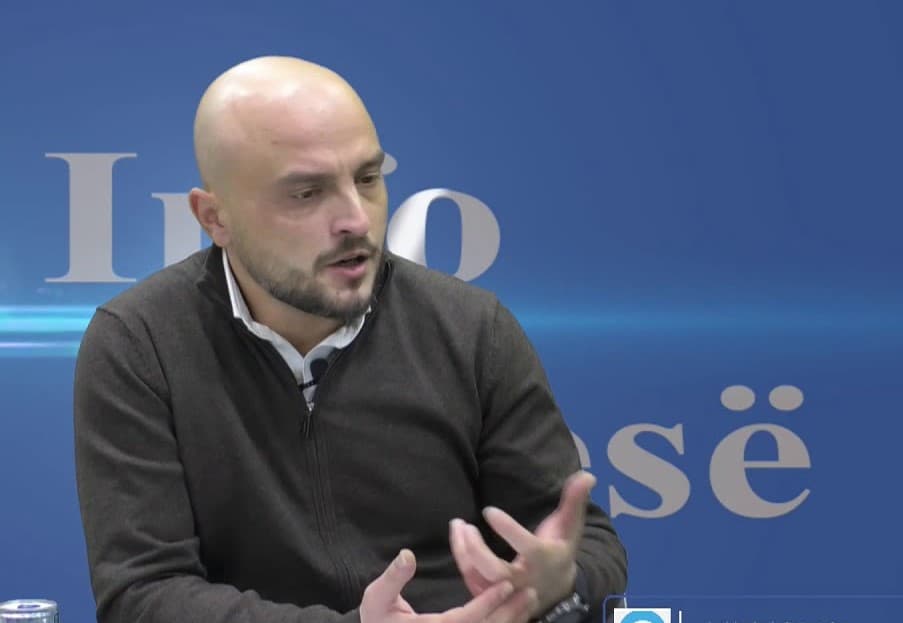    E motra arrestohet për korrupsion/ I vëllai jep dorëheqjen nga nënkryetari i bashkisë Pogradec