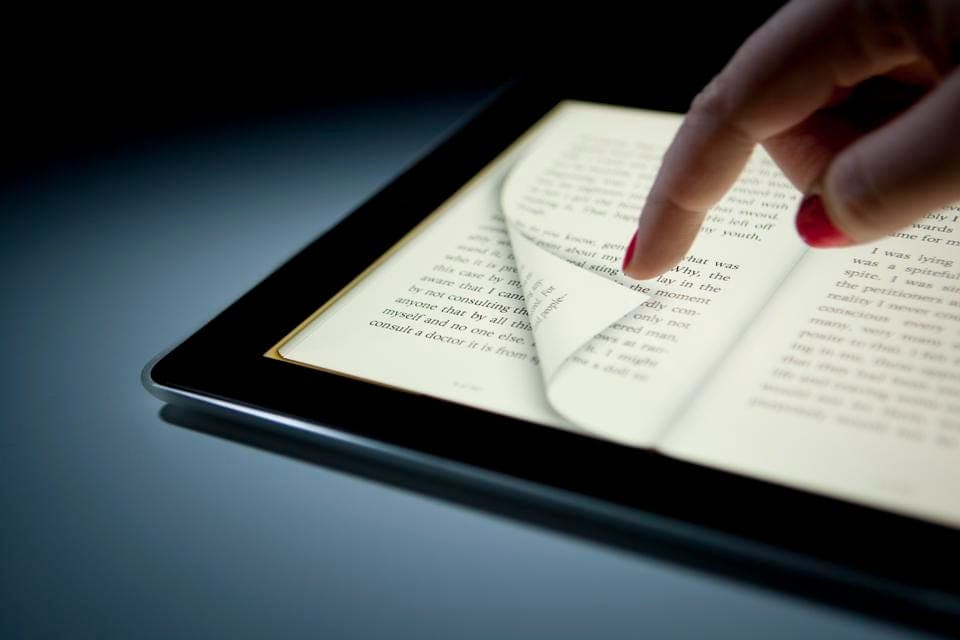 Apple vjen me risi, shërbimi i ri lexon libra me zë dixhital