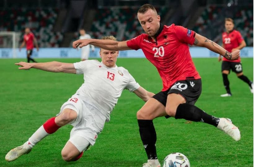 Opsion për klubet e Superiores, Trashi e mbyll në Kuvajt