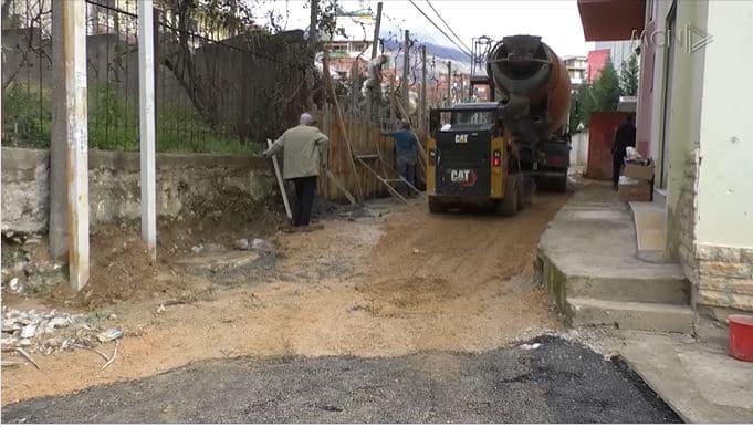 Tjetër padi në SPAK për Veliajn. Bashkia anuloi tenderin për rrugën “Xhon Belushi”