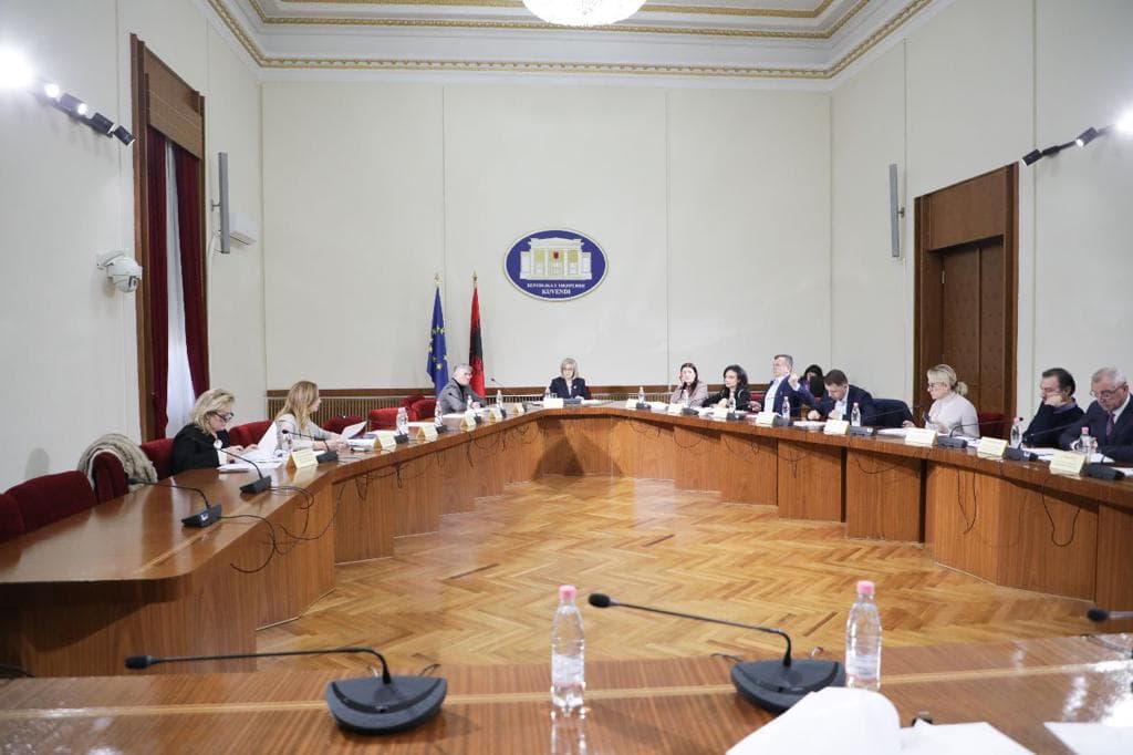 Të hënën nis seanca e parë parlamentare për vitin 2023, më 26 janar seancë plenare për udhëtimet e Ramës