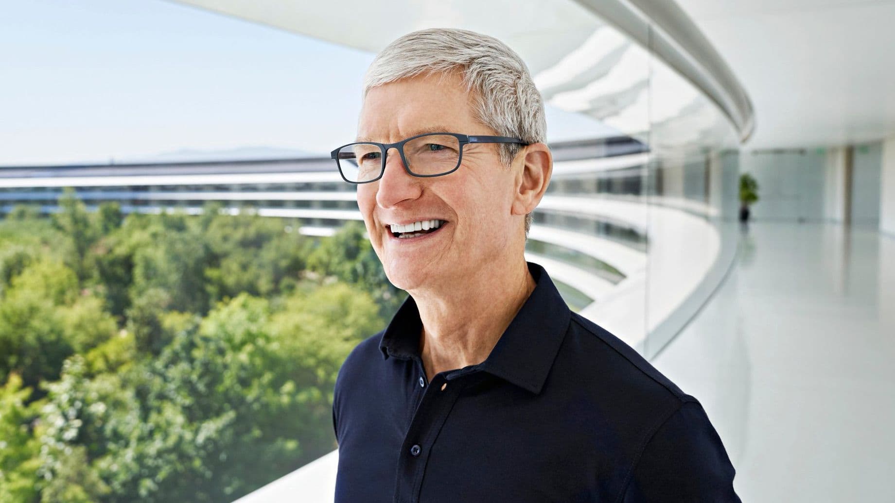 Shefit të Apple, i ulet paga me 40%