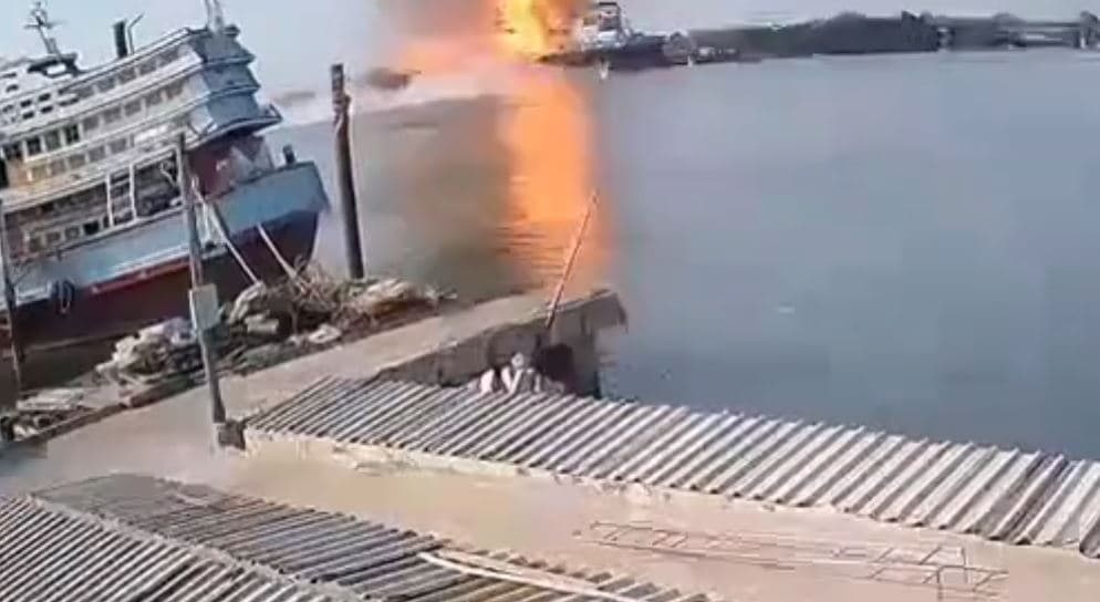 Shpërthen cisterna me naftë në Tajlandë, 1 i vdekur dhe 4 të plagosur