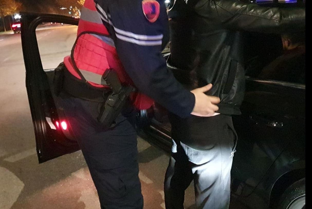 Në kërkim për tentativë droge me mjet lundrues drejt Maqedonisë, kapet i shpalluri në kërkim