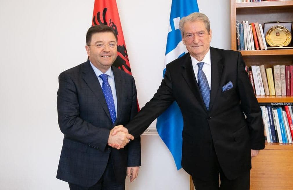 Berisha takim me kryebashkiakun opozitar turk: Ta kthejmë 14 majin në ditë fitoreje për Turqinë dhe Shqipërinë