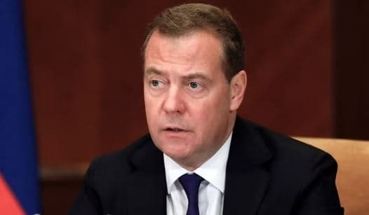 Medvedev: Bota po i afrohet luftës së tretë botërore