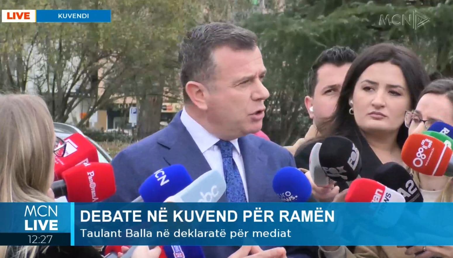 Balla: Bllokimi i foltores së Kuvendit, për të larguar vëmendjen nga thirrja në SPAK e Shkëlzen Berishës