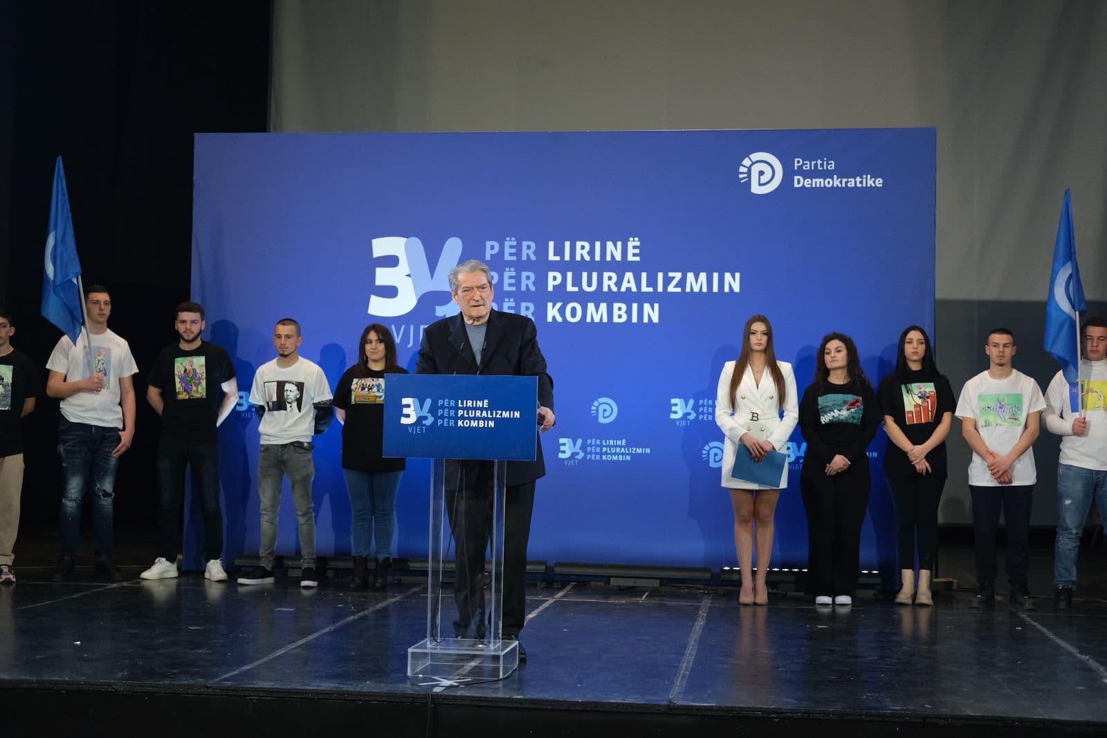 Berisha: Rama kërkon të mbajë peng PD me gjykata, por do ti rezervojmë fatin e etërve të tij