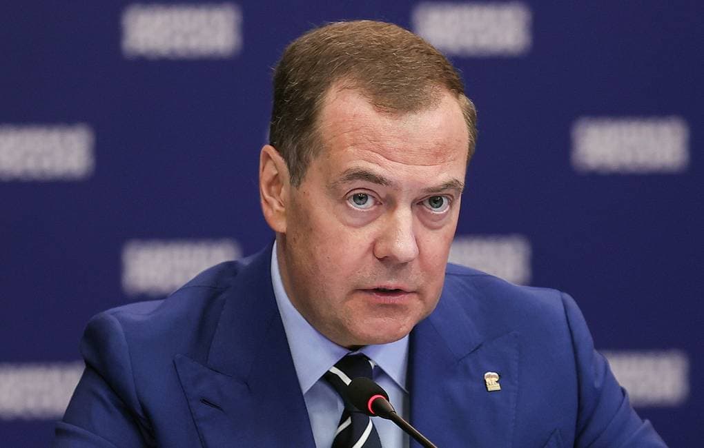Medvedev: Nëse shpërthen Lufta e Tretë Botërore, nuk do të fillojë me tanke apo avionë