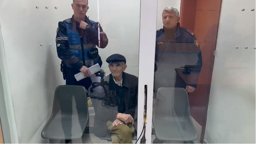    Vrau gruan dhe vëllain/ Arrest me burg për 80-vjeçarin në Gramsh