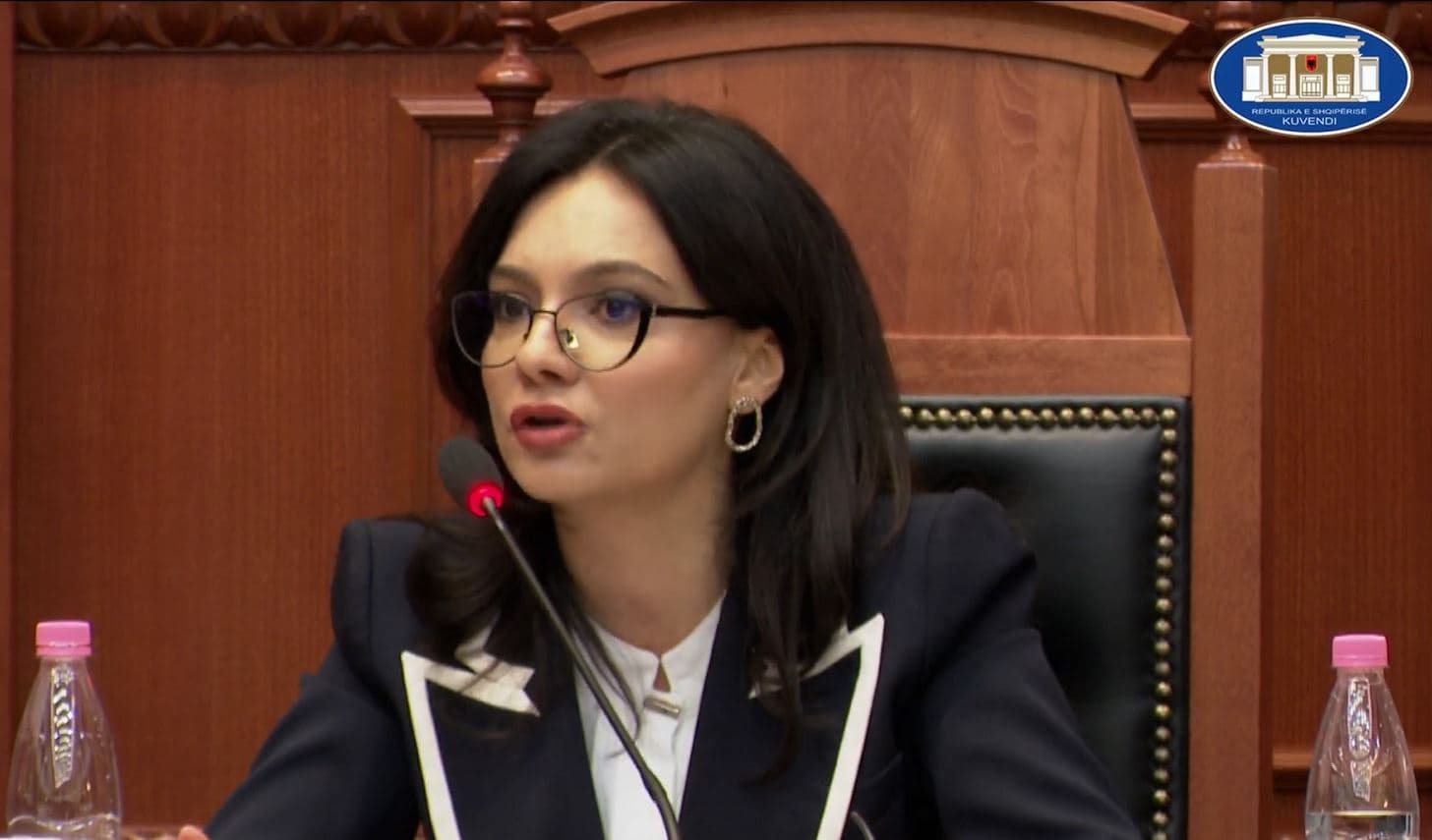 “Rama të vijë në Kuvend! Të mos fshihet pas fustanit të ministres!”, Deputetët e PD refuzojnë interpelancën me Spiropalin