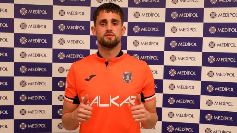 Hapësira e pakta te Sevilla, Januzaj transferohet në Turqi